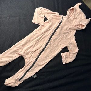 NUNUNU footie with hood 3-6m